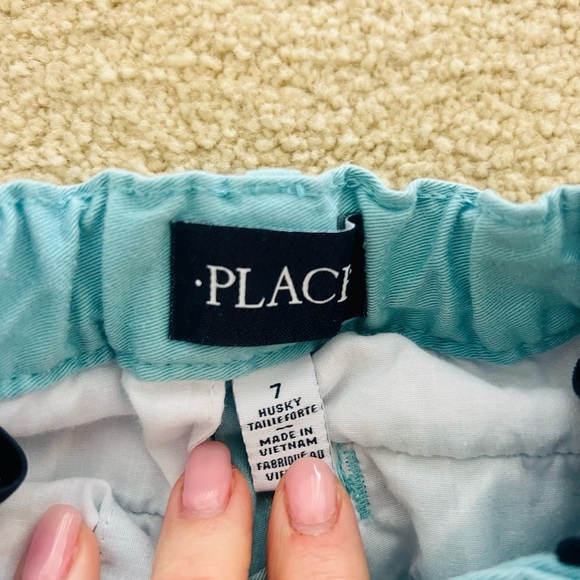Great condition The Children's Place sz 7 husky chino's w/stretch waist in green - Picture 3 of 5